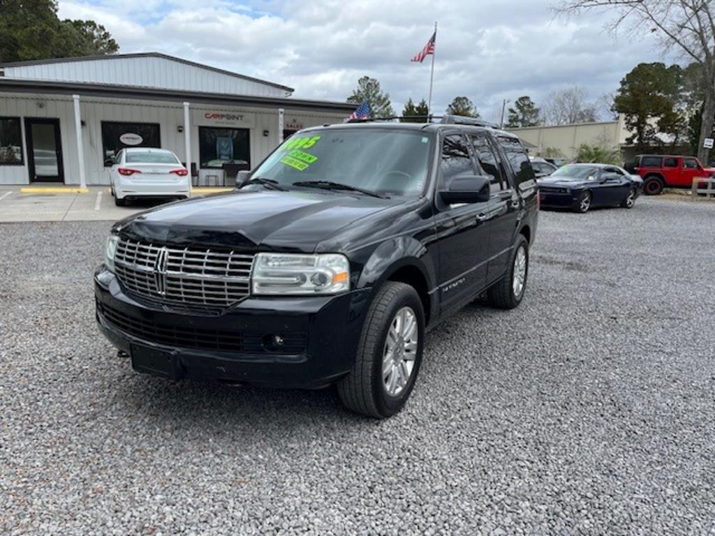 2011 Lincoln Navigator Base