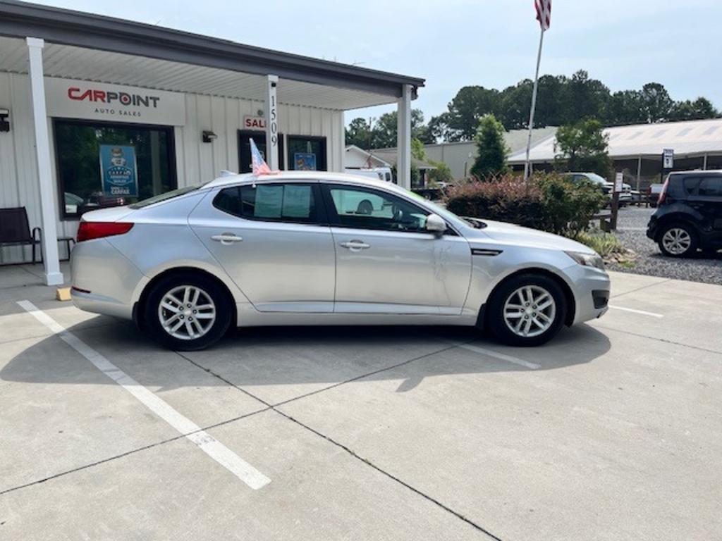 2011 Kia Optima LX - Photo 6