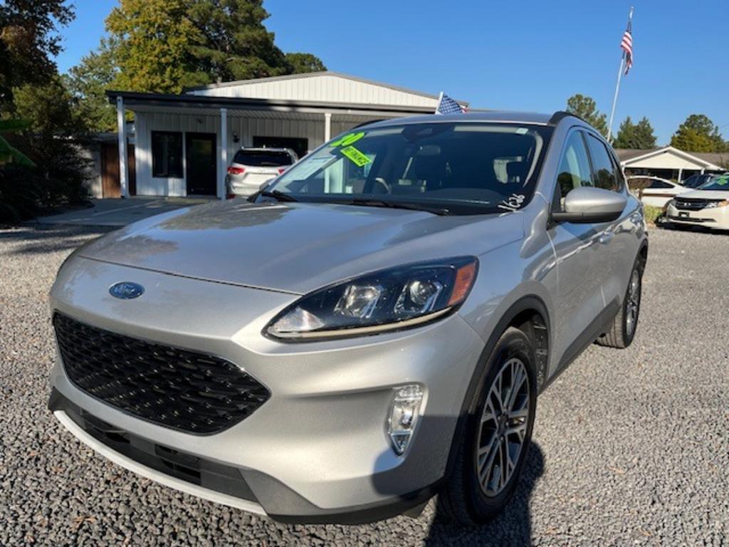 2020 Ford Escape SEL's photo